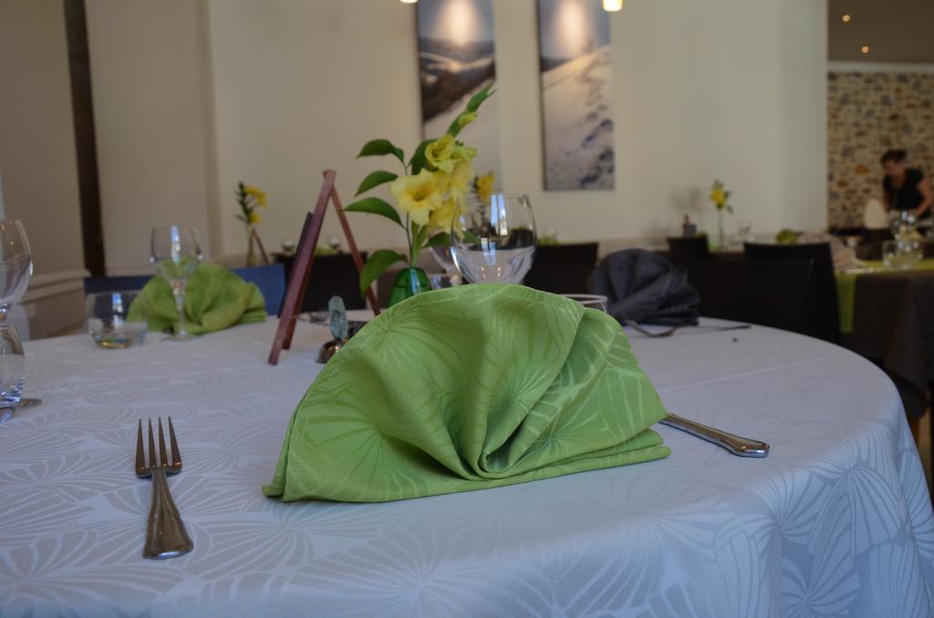 Logis Auberge De L'Allagnonette Saint-Poncy Ngoại thất bức ảnh