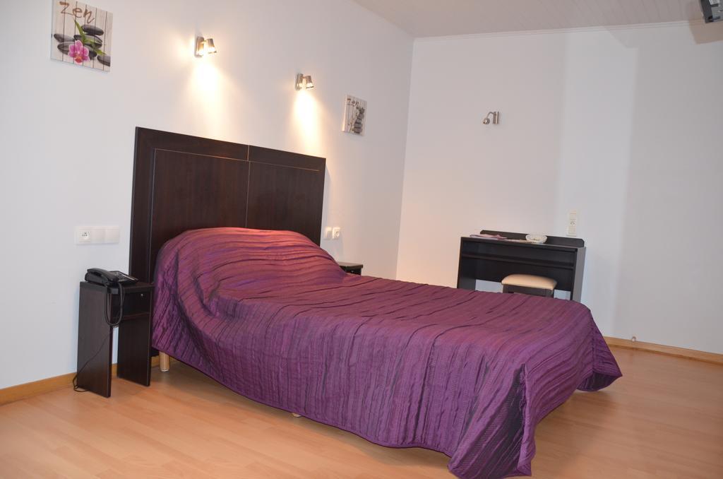 Logis Auberge De L'Allagnonette Saint-Poncy Ngoại thất bức ảnh