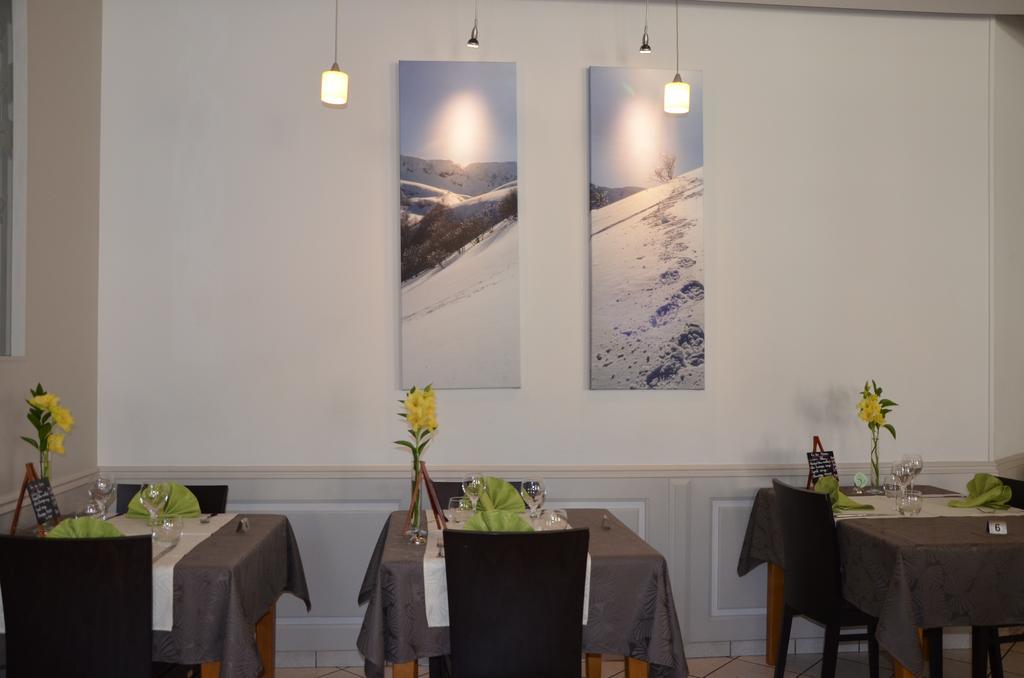 Logis Auberge De L'Allagnonette Saint-Poncy Ngoại thất bức ảnh